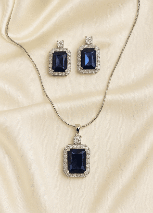 Royal Sapphire Glow Pendant Set