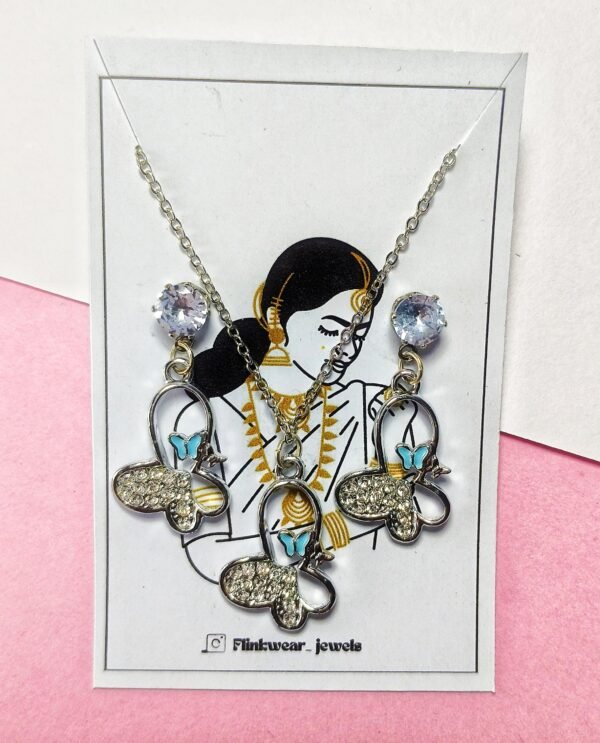 Ultimate Jewelry & Cute Essentials Hamper - Image 12