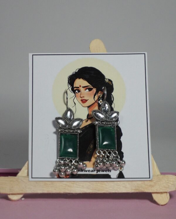 Cat Eye Stone Dangler