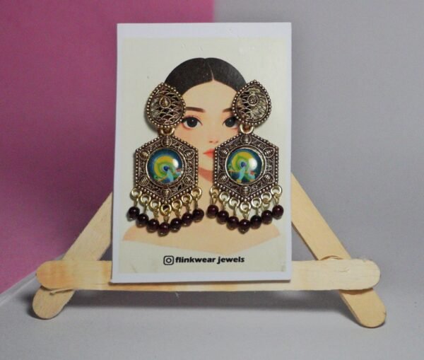Trendy Women’s Jewelry Hamper - Image 5